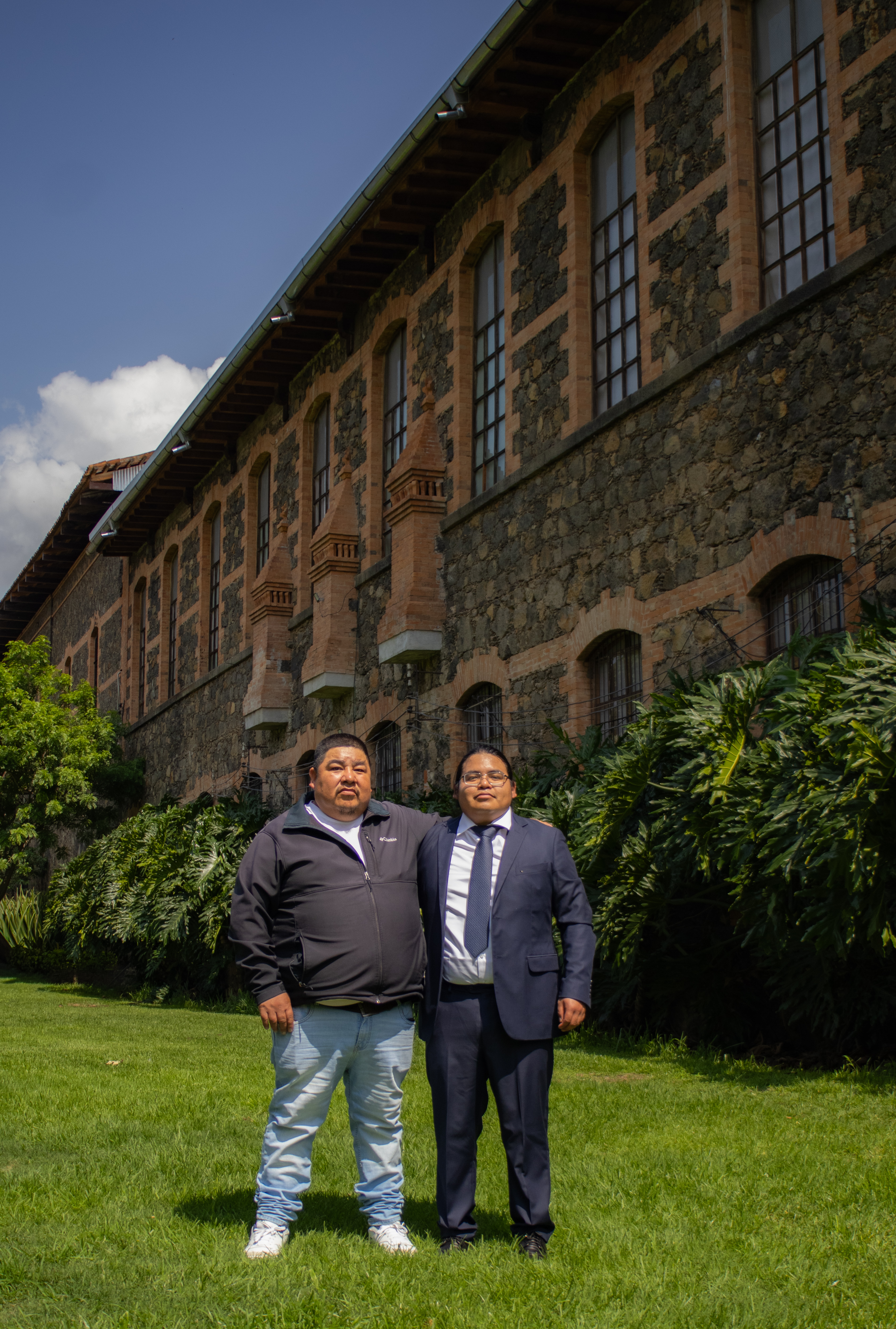 Fotografía 3 de Agustín Morales Flores con familia y amigos