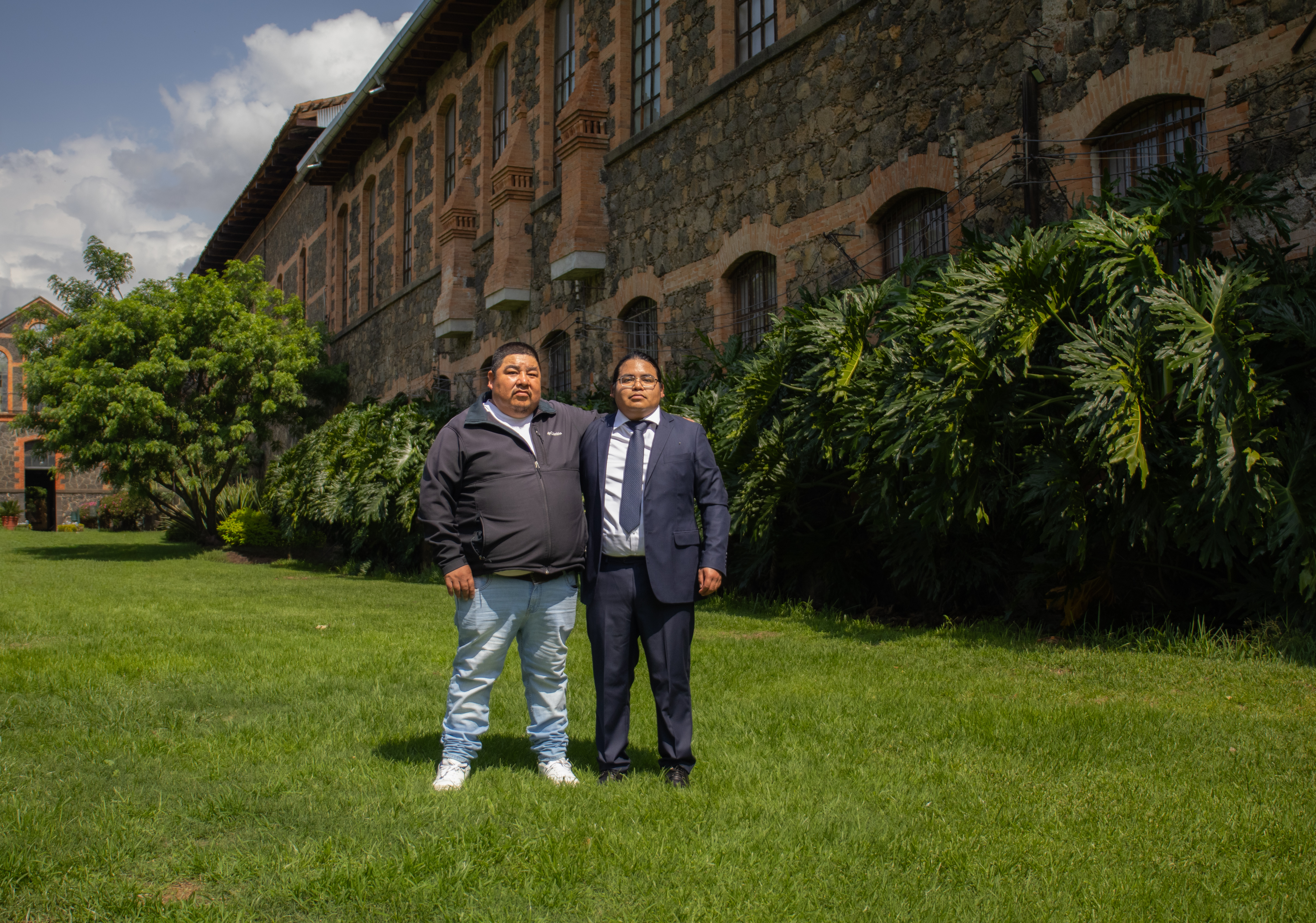 Fotografía 4 de Agustín Morales Flores con familia y amigos
