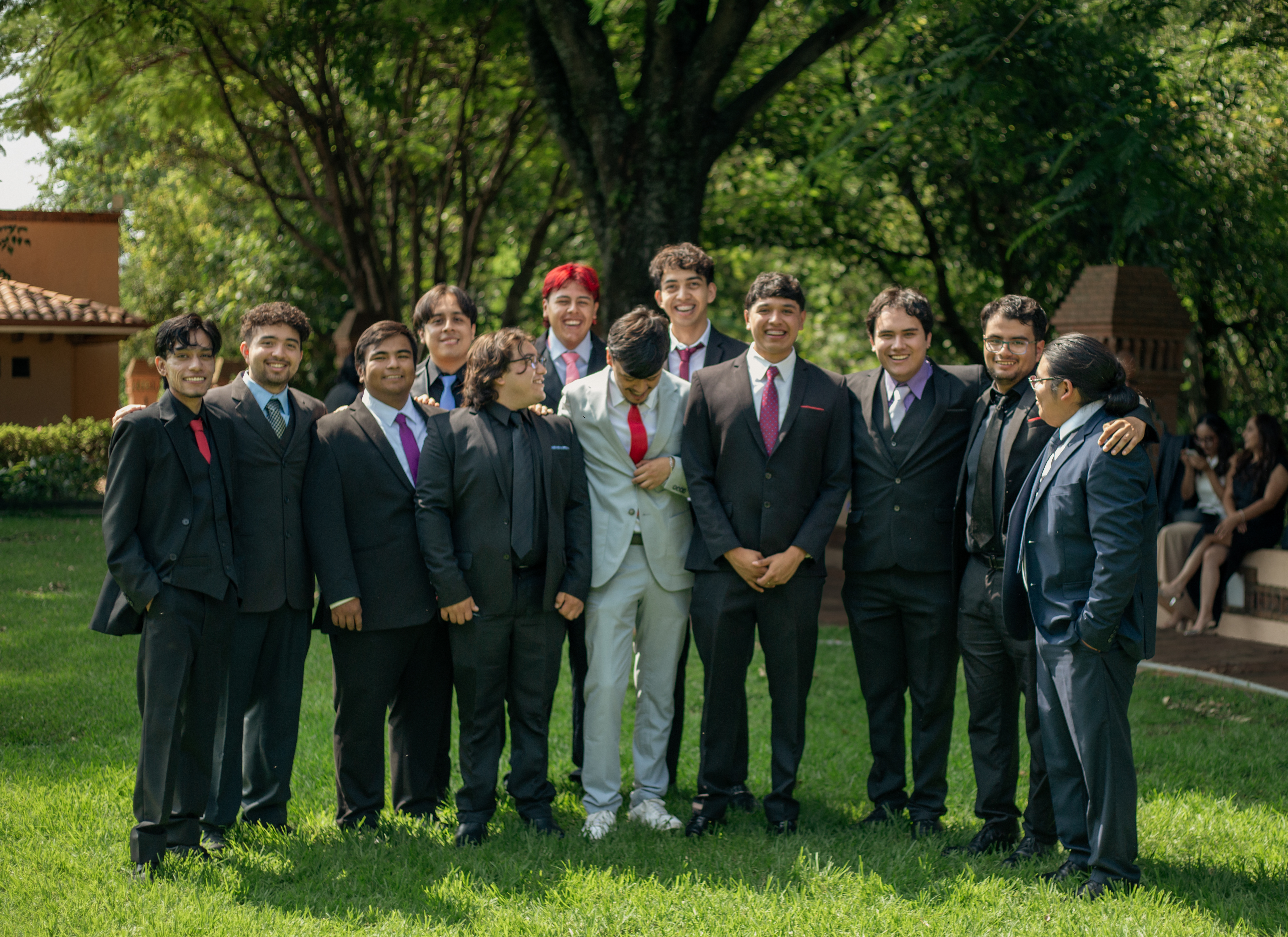 Fotografía 4 de Ian Rodrigo Sierra Ramírez con familia y amigos