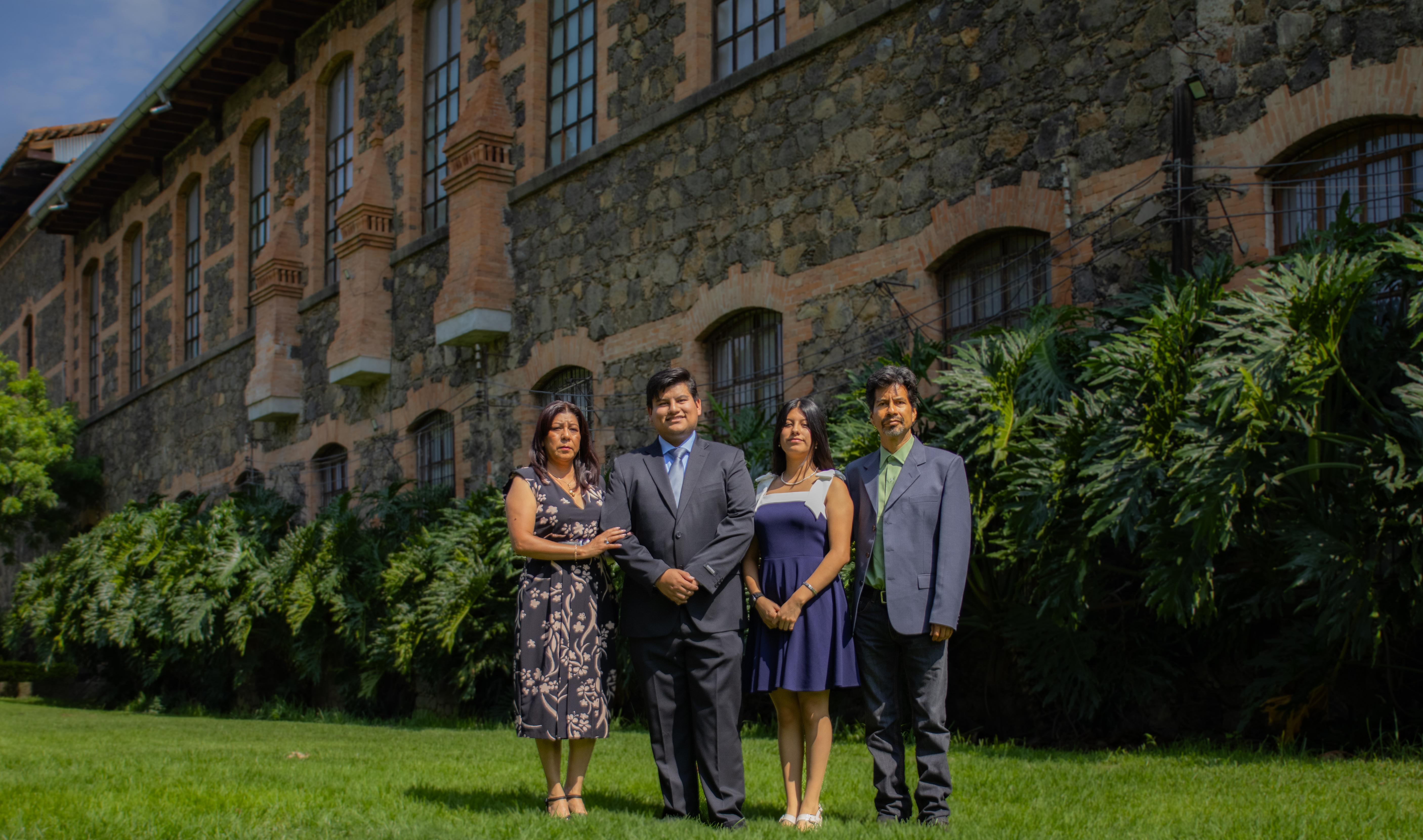 Fotografía 5 de Iván Loaeza Chavez con familia y amigos
