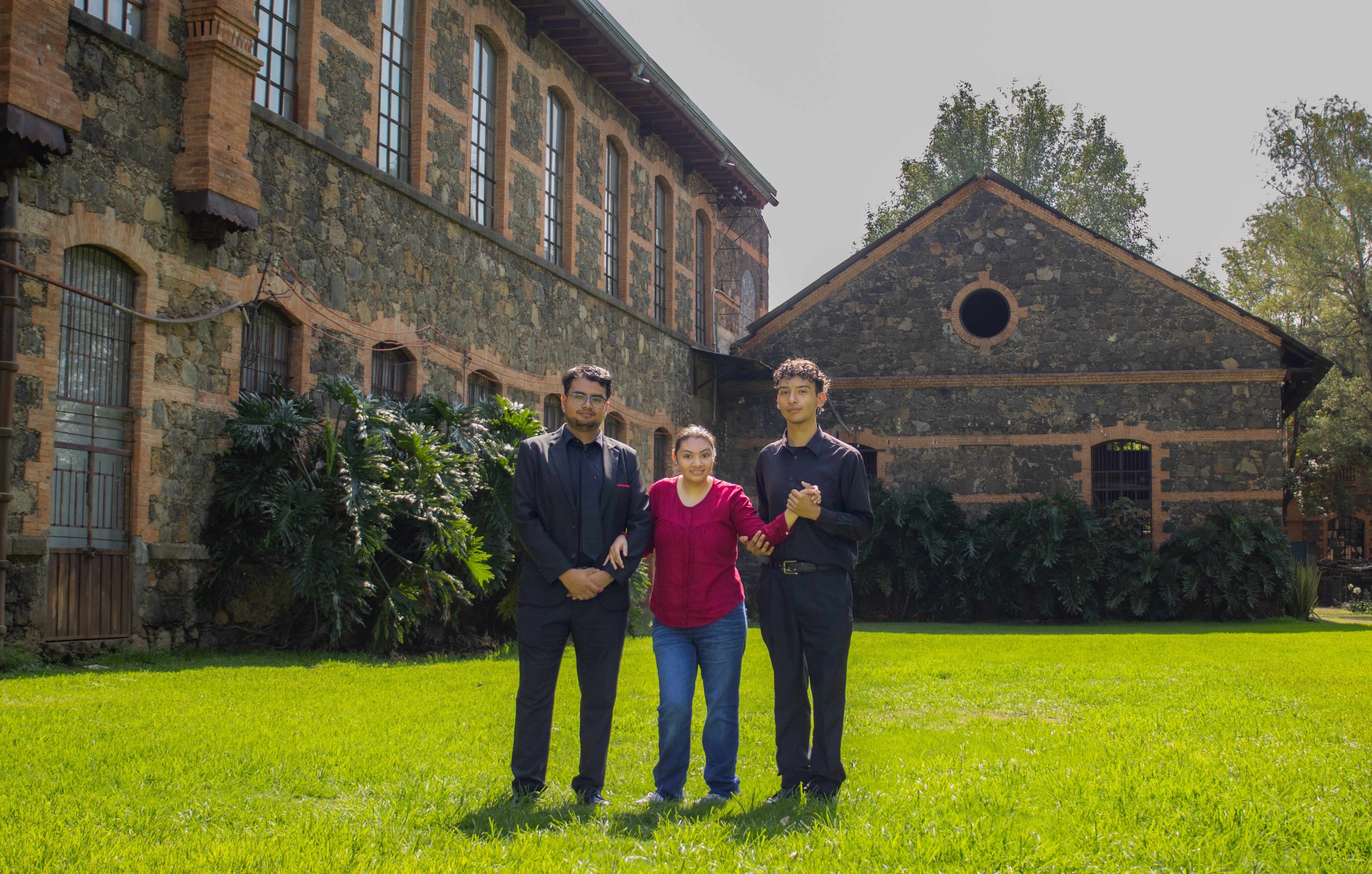 Fotografía 5 de Juan Carlos Gonzalez Orozco con familia y amigos
